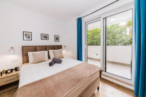Paun apartment